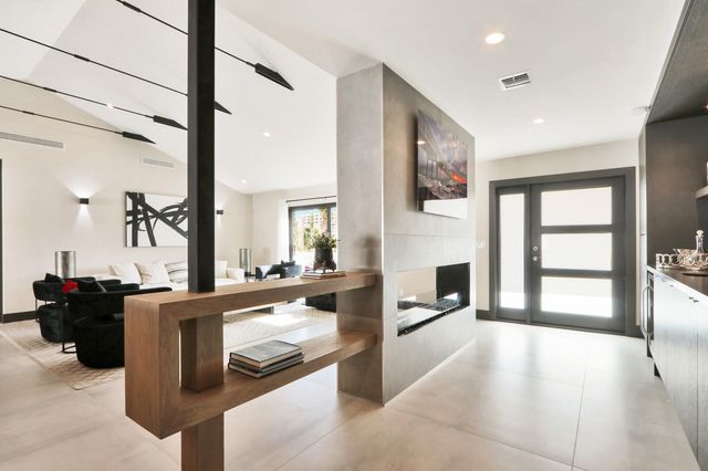 441 S Lyra Circle, Juno Beach, FL 33408