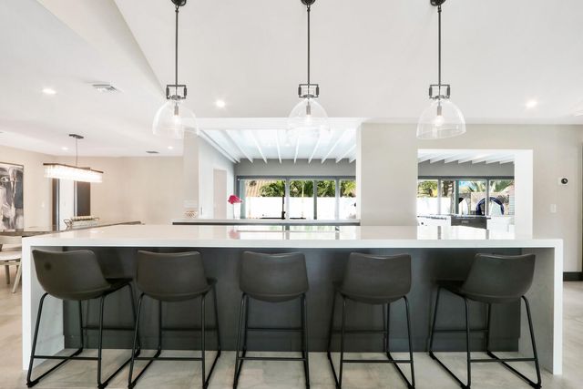 441 S Lyra Circle, Juno Beach, FL 33408