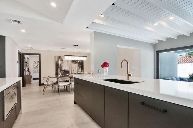 441 S Lyra Circle, Juno Beach, FL 33408