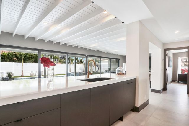 441 S Lyra Circle, Juno Beach, FL 33408