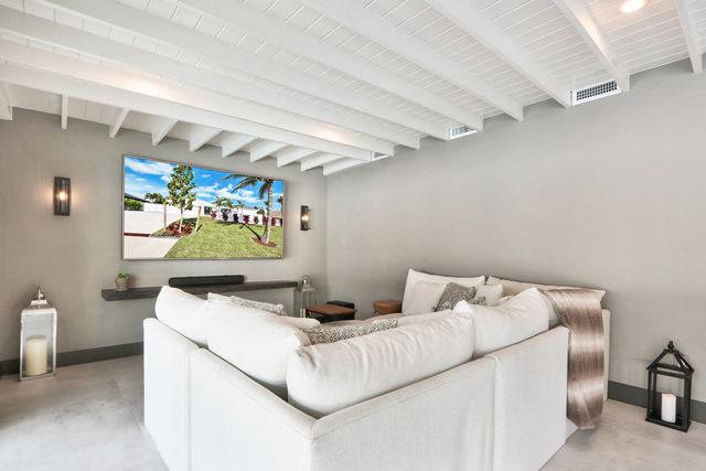 441 S Lyra Circle, Juno Beach, FL 33408