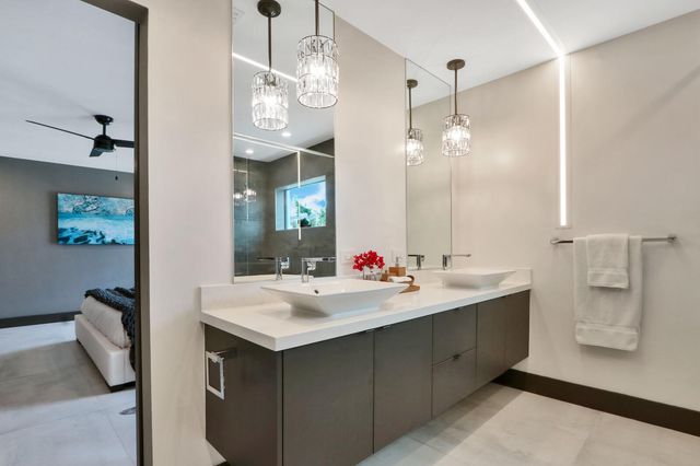 441 S Lyra Circle, Juno Beach, FL 33408