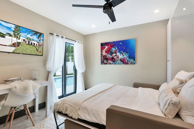 441 S Lyra Circle, Juno Beach, FL 33408