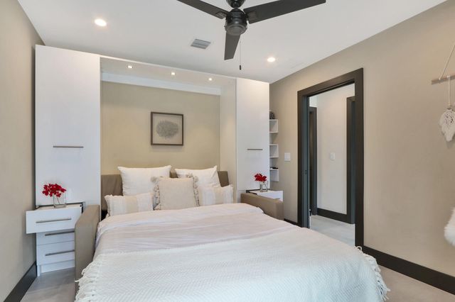 441 S Lyra Circle, Juno Beach, FL 33408