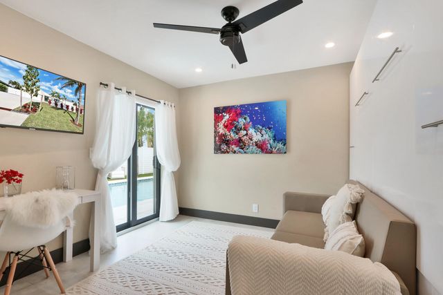 441 S Lyra Circle, Juno Beach, FL 33408