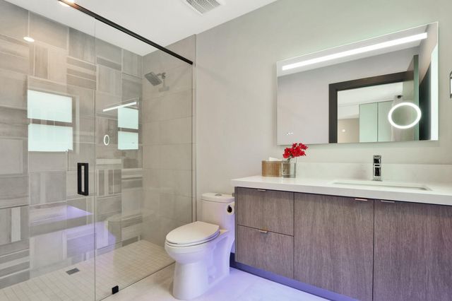 441 S Lyra Circle, Juno Beach, FL 33408