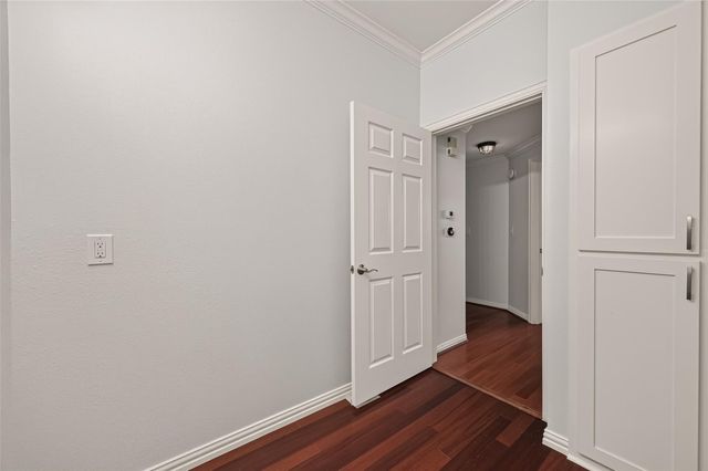 2111 Welch Street B306, Houston, TX 77019