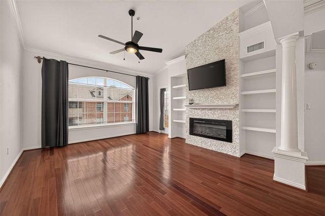 2111 Welch Street B306, Houston, TX 77019