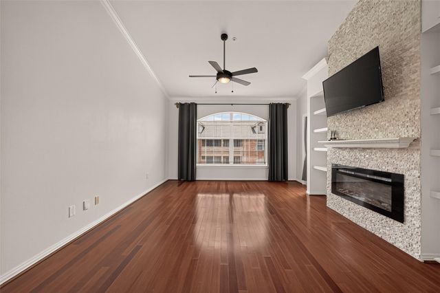 2111 Welch Street B306, Houston, TX 77019