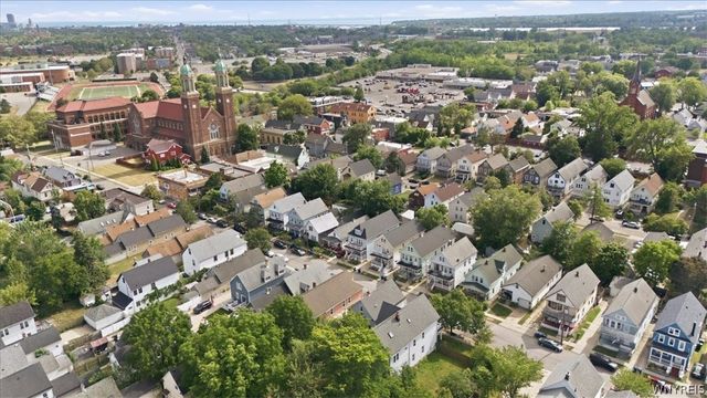 82 Peter Street, Buffalo, NY 14207