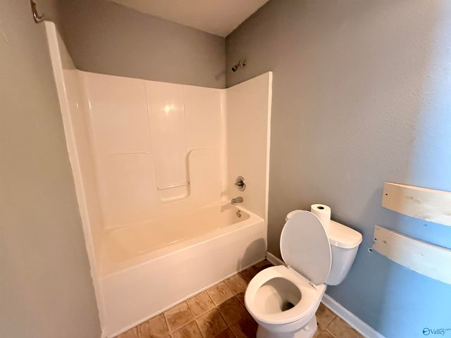 137 Jesse Layne Drive, Harvest, AL 35749