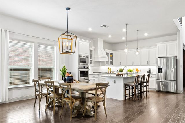 908 Rock Falls Drive, Mckinney, TX 75071