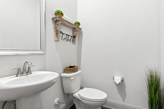 908 Rock Falls Drive, Mckinney, TX 75071