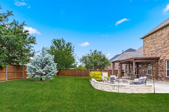 908 Rock Falls Drive, Mckinney, TX 75071