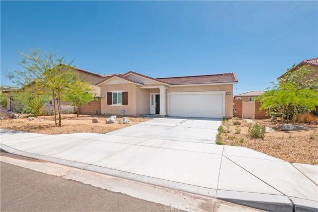 15667 San Diego Ln, Victorville, CA 92394