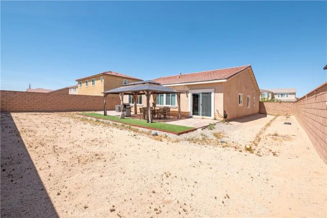 15667 San Diego Ln, Victorville, CA 92394