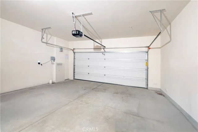 15667 San Diego Ln, Victorville, CA 92394