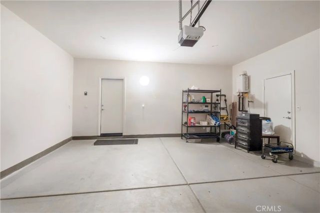 15667 San Diego Ln, Victorville, CA 92394