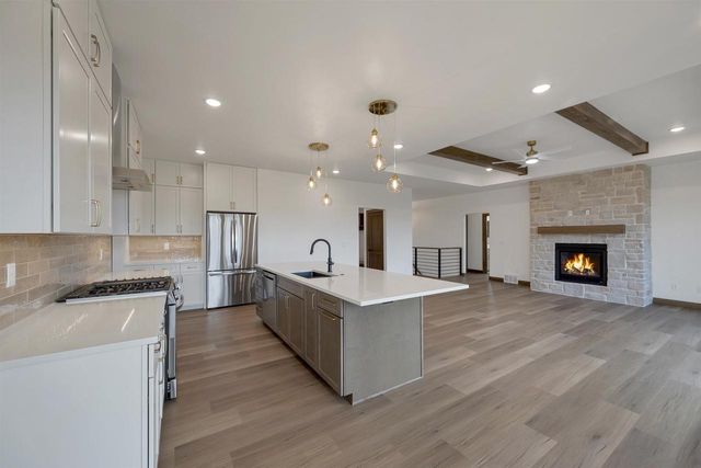 4609 TERRA VIEW TRAIL, De Pere, WI 54115