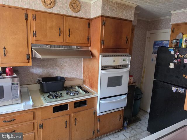 8411 THOURON AVE, Philadelphia, PA 19150
