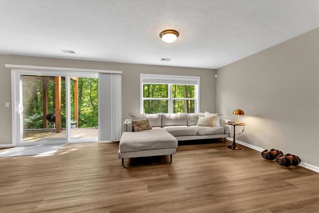 6690 Green Valley Court, Caledonia, MI 49316