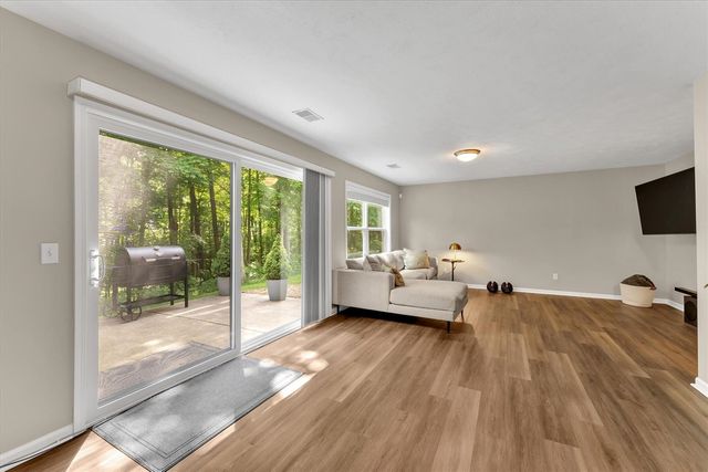 6690 Green Valley Court, Caledonia, MI 49316