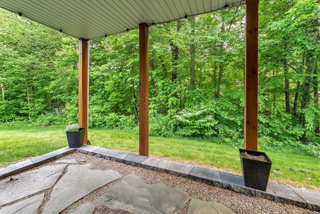 6690 Green Valley Court, Caledonia, MI 49316