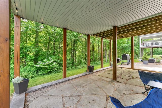 6690 Green Valley Court, Caledonia, MI 49316