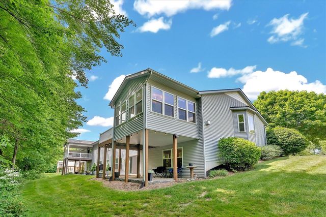 6690 Green Valley Court, Caledonia, MI 49316