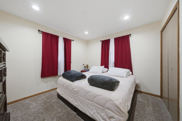 8132 S 83rd Court, Justice, IL 60458