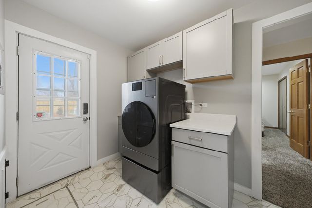 8132 S 83rd Court, Justice, IL 60458