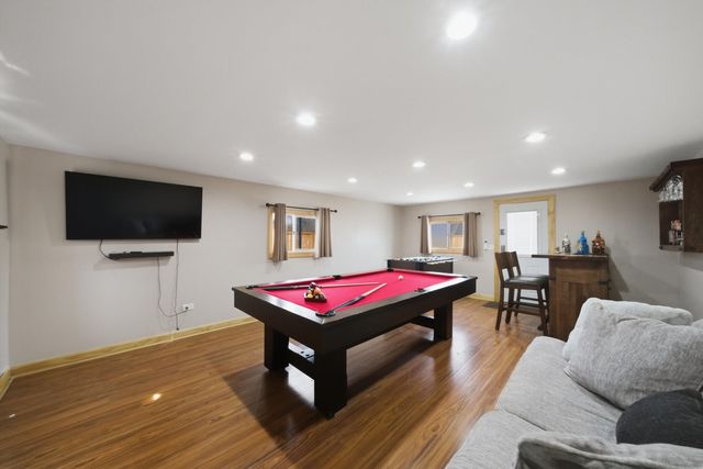 8132 S 83rd Court, Justice, IL 60458