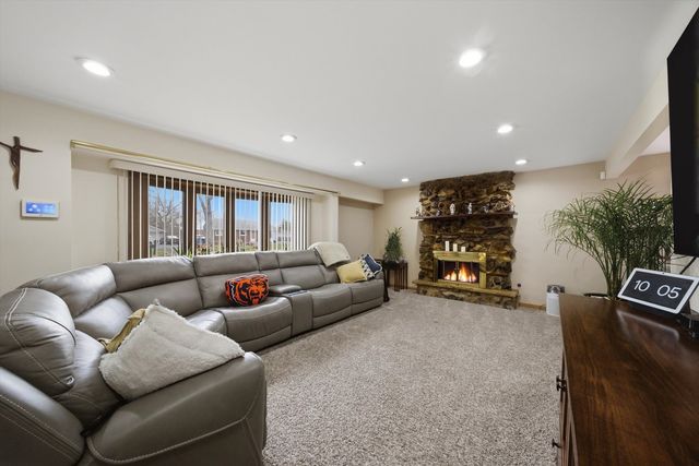 8132 S 83rd Court, Justice, IL 60458