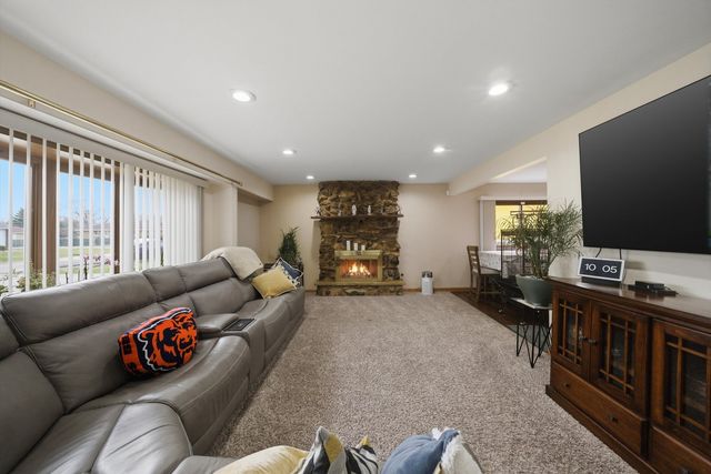 8132 S 83rd Court, Justice, IL 60458