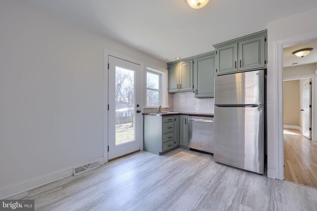 47 RIVERSIDE AVE, Lancaster, PA 17602