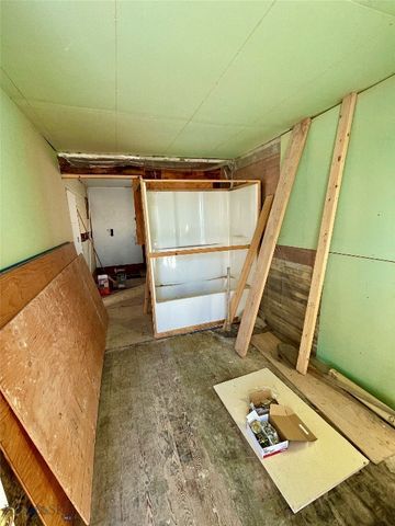 0 New York Street, Chinook, MT 59523