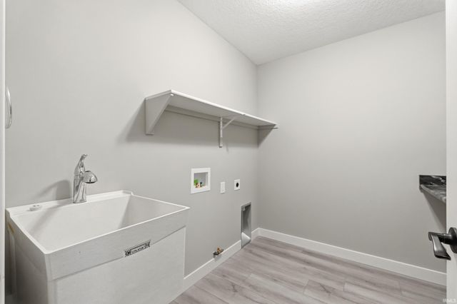 860 Bingham Pass, Fort Wayne, IN 46845