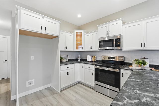 860 Bingham Pass, Fort Wayne, IN 46845