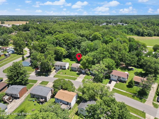 5211 Baywood Dr, Louisville, KY 40241