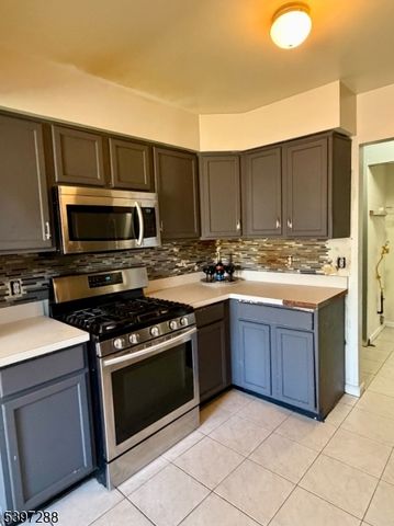 539 Union Ave 11, Irvington Twp., NJ 07111