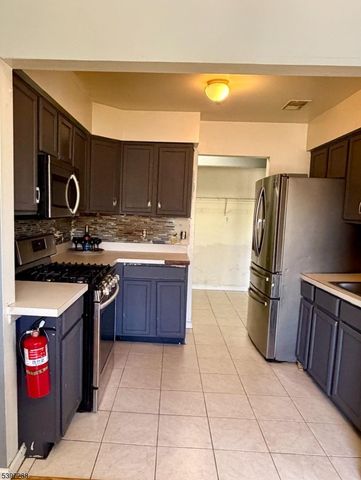 539 Union Ave 11, Irvington Twp., NJ 07111
