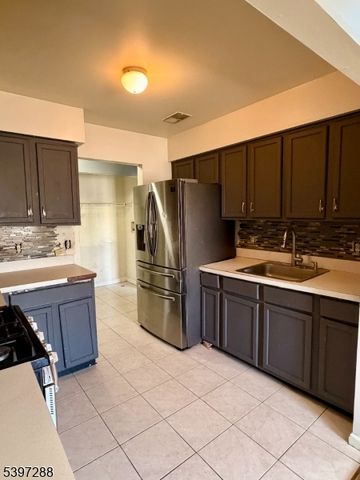 539 Union Ave 11, Irvington Twp., NJ 07111