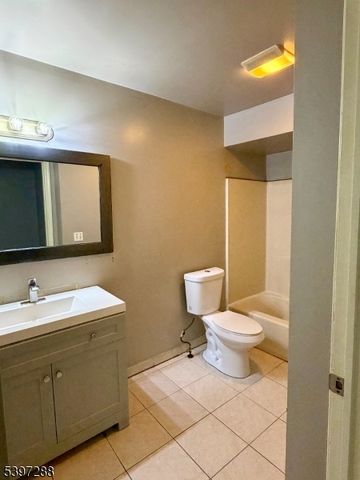 539 Union Ave 11, Irvington Twp., NJ 07111