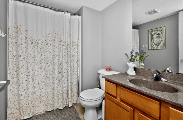 10029 Bayern Lane, Johnston, IA 50131
