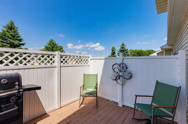 10029 Bayern Lane, Johnston, IA 50131