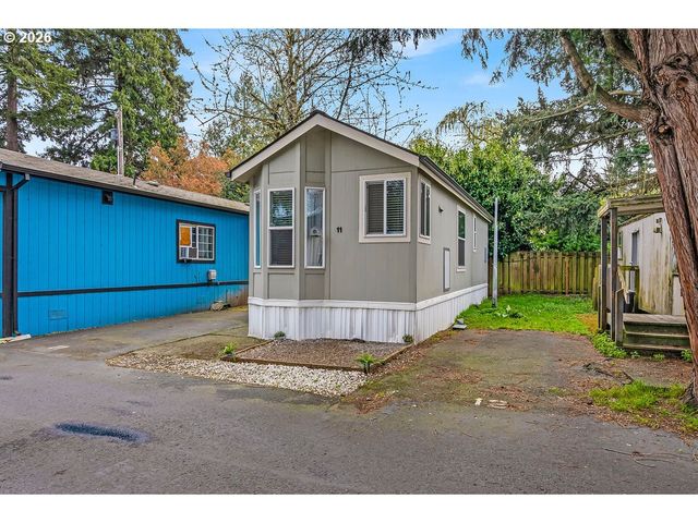 7120 Ne LOMBARD St 11, Portland, OR 97218