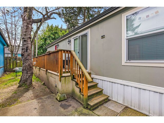 7120 Ne LOMBARD St 11, Portland, OR 97218