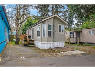 7120 Ne LOMBARD St 11, Portland, OR 97218