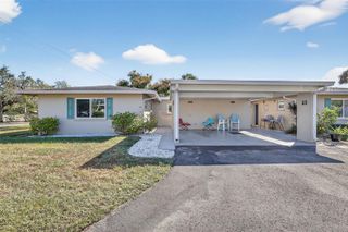 14 STRATHMORE BOULEVARD 14, Sarasota, FL 34233