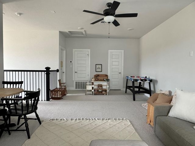 1202 Sage Thrasher CIR, Dripping Springs, TX 78620